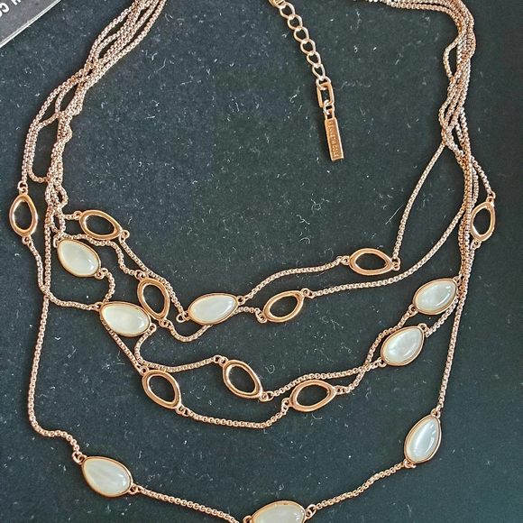 New Kenneth Cole New York Multi-strand Necklace. - Picture 4 of 14